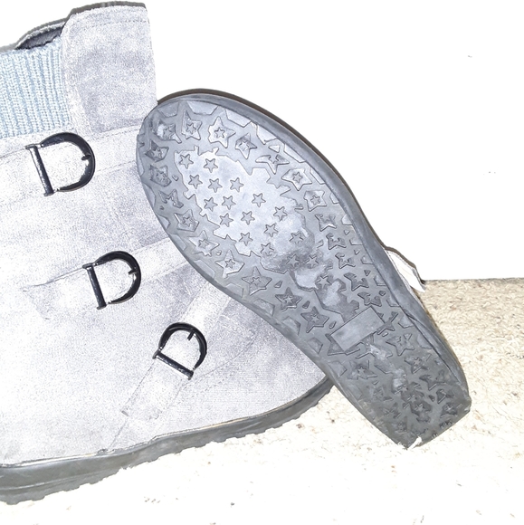 Mid Calf Ankle slouch bootie - Picture 3 of 3